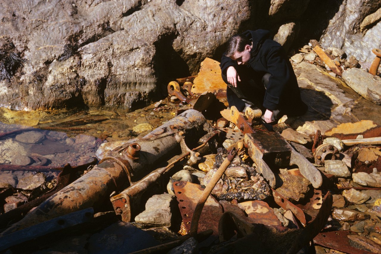 209 Adrians friend Chris at wreck gun April 1964-s